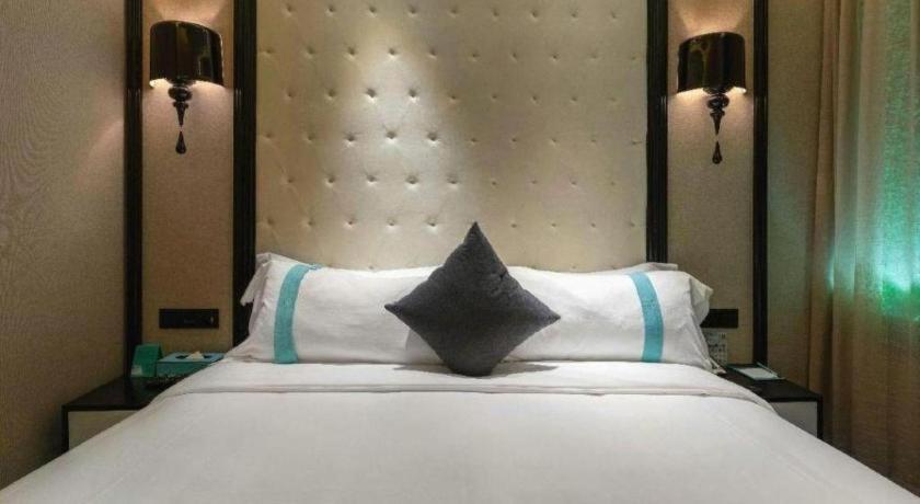 Hotel Xana Hotelle-shanghai Expo Park Xizang Nan Road 3*